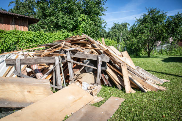 Best Yard Waste Removal  in Overland Park, KS